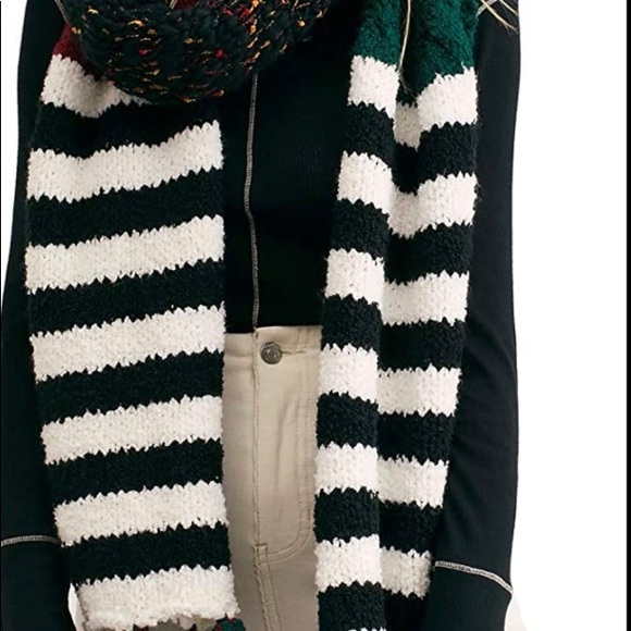 NWT Free People Scarf+Color Block different knits colors+Holiday Gift+NWT+Firm - Picture 7 of 8